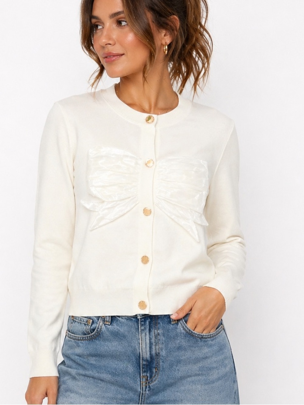 9760. NWT ALEEZA PARIS Ivory Bow-Detail Crewneck Cardigan Sweater